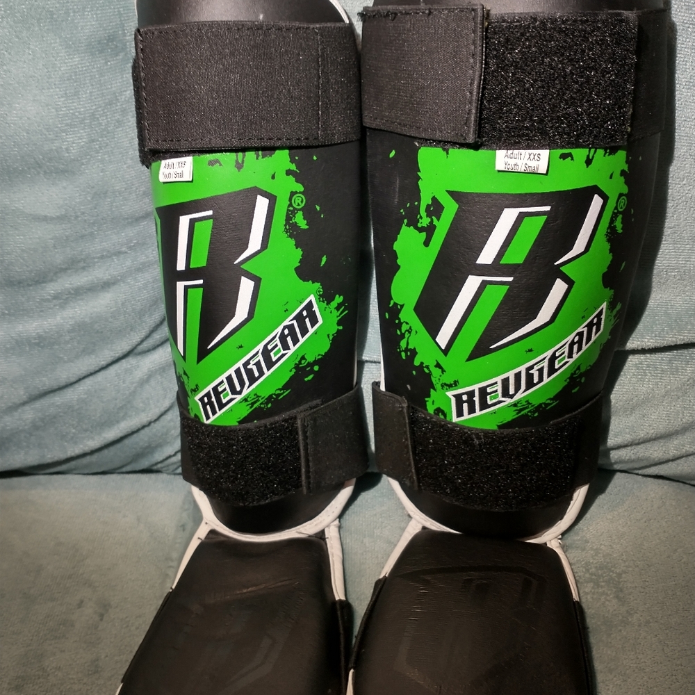 Revgear youth MMA shin guards